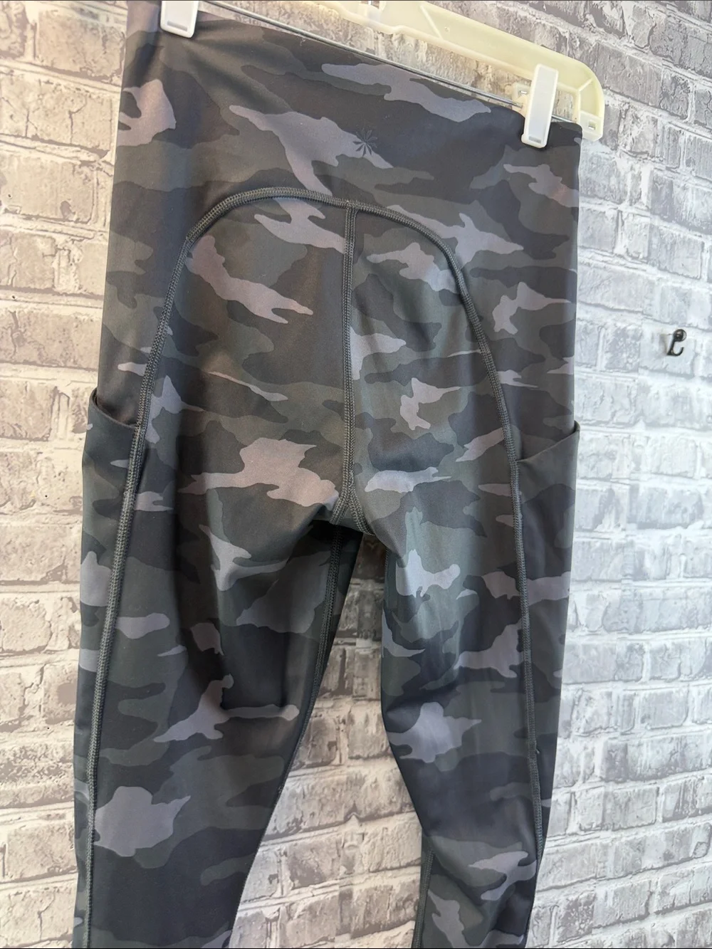 Athleta Camo Leggings - Black/Grey Stretch Bottoms